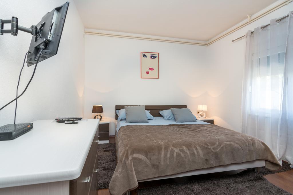 Apartman Verica Trogir Zewnętrze zdjęcie